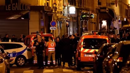Tấn công bằng dao tại Paris, nhiều người thương vong