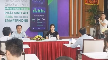 Ra mắt chương trình Đầu tư chứng khoán phái sinh ảo