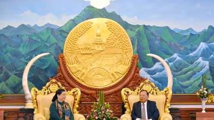 Lãnh đạo cấp cao Lào tiếp Phó chủ tịch Quốc hội Tòng Thị Phóng