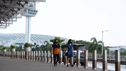 Singapore áp lệnh cách ly bắt buộc 21 ngày với du khách nước ngoài