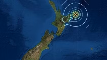 New Zealand phát cảnh báo sóng thần liên tiếp, người dân tháo chạy trong đêm