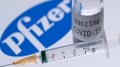 Nước phương Tây đầu tiên phê duyệt vaccine COVID-19