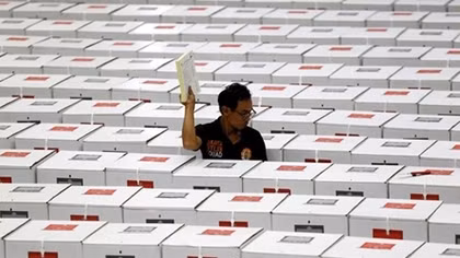 Indonesia bắt đầu cuộc bầu cử 1 ngày lớn nhất thế giới