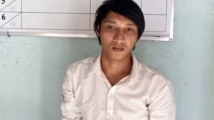 Công an xã chính quy tham gia vận động đối tượng truy nã đầu thú