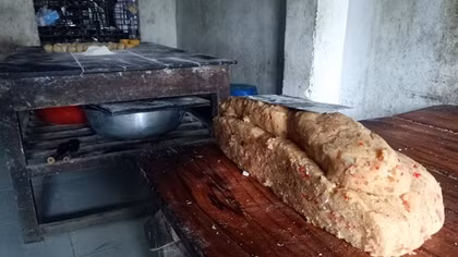 Đình chỉ hoạt động cơ sở sản xuất bánh trung thu “nhiều không”