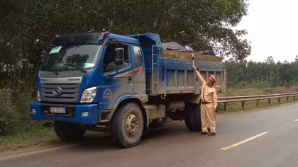 Quảng Nam kiên quyết xử lý vi phạm trên các tuyến đường trọng điểm