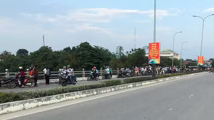 Nữ Việt kiều Mỹ bất ngờ gieo mình xuống dòng Vu Gia