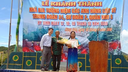 Khánh thành Nhà bia tưởng niệm Anh hùng, liệt sĩ tại Hóc Thượng