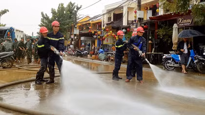 Hội An tổng vệ sinh toàn thành phố chuẩn bị cho APEC