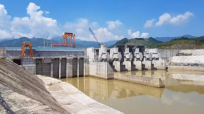 Đi nhặt sắt vụn, người đàn ông bị nước thủy điện cuốn trôi