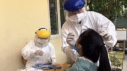 Bộ Y tế lập tổ công tác hỗ trợ Quảng Ngãi chống dịch