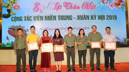 Báo CAND tổ chức gặp mặt cộng tác viên tại miền Trung