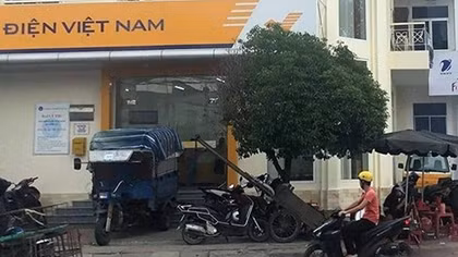 Khởi tố 2 nữ cán bộ bưu điện liên quan đến vụ tham ô 100 tỷ đồng