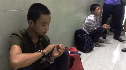 5 đối tượng mua bán, sử dụng trái phép ma túy trong nhà nghỉ