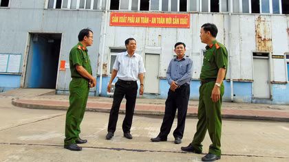 Ngăn chặn nạn trộm than tại Nhà máy nhiệt điện Nông Sơn