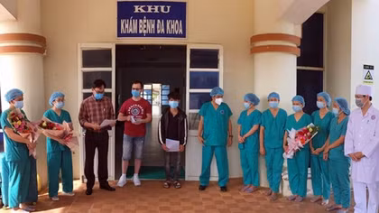 Hai bệnh nhân COVID-19 tại Quảng Ngãi được xuất viện