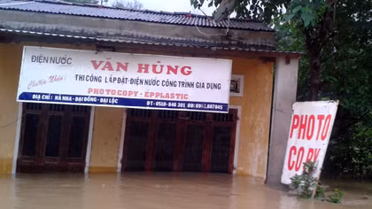 Mưa to, thủy điện tiếp tục xả lũ lớn khiến hạ du lại ngập sâu