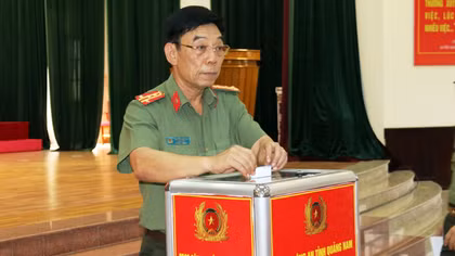 Công an Quảng Nam phát động phong trào ủng hộ đồng bào vùng lũ