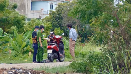 Đầu đạn pháo làm nữ Phó Giám đốc Phòng giao dịch ngân hàng tử vong