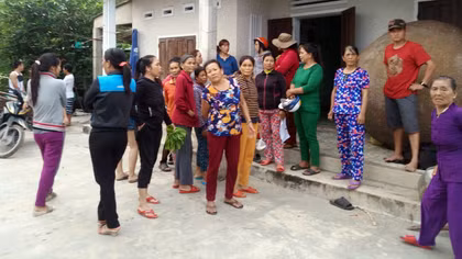 Chủ tiệm tạp hóa bị tố ôm tiền tỷ “bỏ trốn”