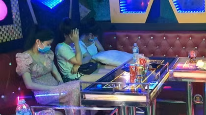 Thu hồi giấy phép quán karaoke có 11 khách dương tính với ma túy