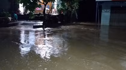 Lũ lên lại, nhiều nơi tại Quảng Nam bị chia cắt