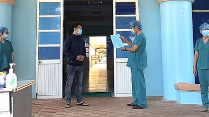 Bệnh nhân COVID-19 tại Quảng Ngãi xuất viện