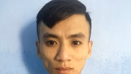 Vận động đối tượng bị truy nã toàn quốc đầu thú