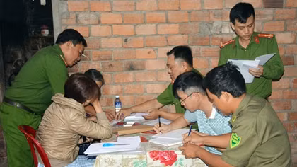 Phát hiện tụ điểm sản xuất bột ngọt A-one giả số lượng lớn