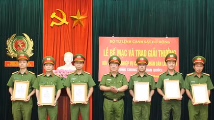 Trao 53 giải cá nhân, 6 giải toàn đoàn Hội thi chó nghiệp vụ CAND