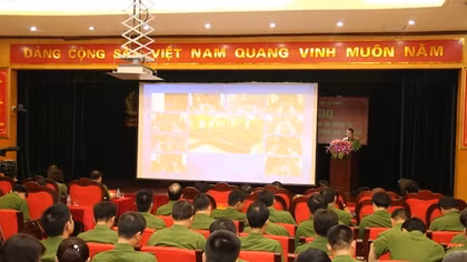 Tăng cường bảo vệ chính trị nội bộ, quản lý cán bộ chiến sỹ CSCĐ