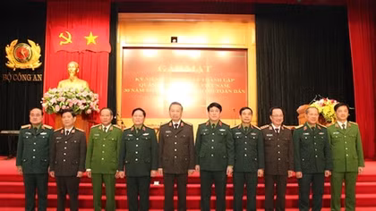 Tiếp tục đoàn kết, xây dựng lực lượng Quân đội, Công an hoàn thành vẻ vang trọng trách