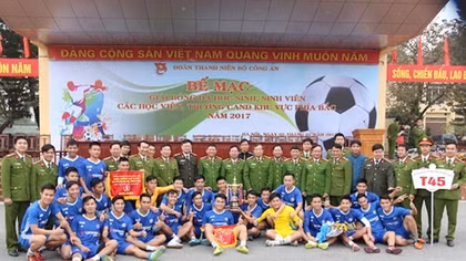 Trung cấp Cảnh sát vũ trang đoạt Cup vô địch Giải bóng đá nam