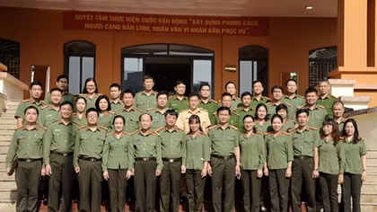 Thắm đượm nghĩa tình nơi vùng cao biên giới