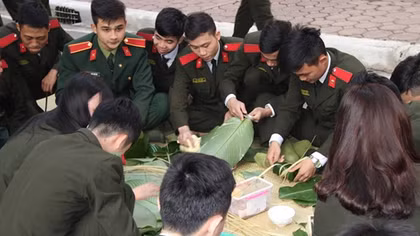 Xuân Đinh Dậu ấm áp với học viên An ninh trực Tết