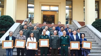 Bộ Công an khen thưởng các tập thể, cá nhân thiết kế Trụ sở Nhà hát CAND