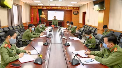 Thứ trưởng Nguyễn Văn Thành làm việc với Cục Truyền thông CAND 