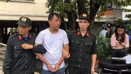 Truy tố 2 đối tượng người Đài Loan vận chuyển hơn 1,6kg Ketamine