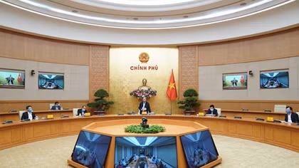 Bố trí cán bộ làm việc ở nhà, trừ trường hợp công vụ đặc biệt