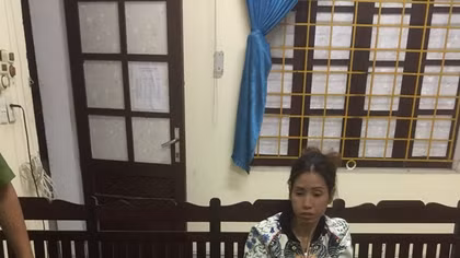 Nữ quái ở Vinh bị bắt cùng 2 bánh heroin và 8 nghìn viên ma tuý