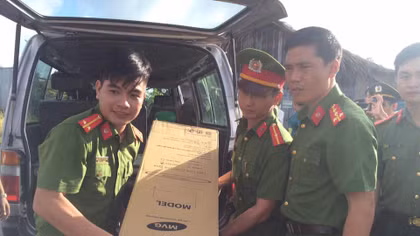 Thanh niên Công an thực hiện 6 điều Bác dạy trong những phần việc thiết thực, cụ thể