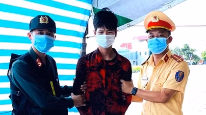 Trộm xe máy nhưng không qua được chốt chống dịch Bắc Giang