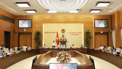 Cử tri mong muốn sớm tiêm chủng toàn dân, đạt miễn dịch cộng đồng
