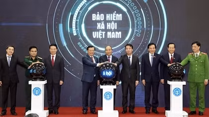 Thủ tướng bấm nút công bố ứng dụng 'Bảo hiểm xã hội số' trên thiết bị di dộng