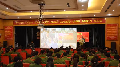 Bộ Tư lệnh CSCĐ phổ biến pháp luật cho cán bộ lãnh đạo chủ chốt