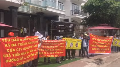 Bắt nữ giám đốc lừa bán đất nền dự án ảo