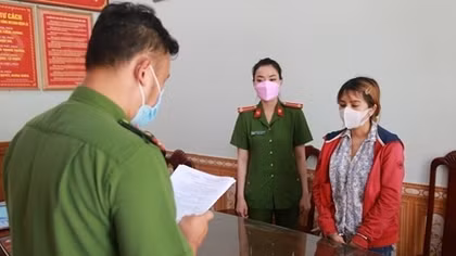 Bắt giam nữ giám đốc lừa tiền của nhiều người