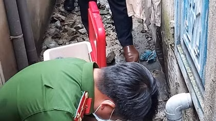 Cơ sở sản xuất sơn bị phát hiện xả nước thải trực tiếp ra môi trường
