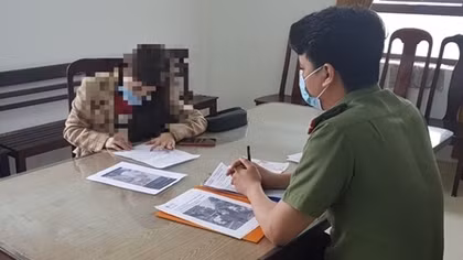 Đỗ xe sai quy định còn xúc phạm Công an, bị xử phạt 15 triệu đồng