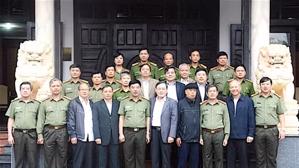 Gặp mặt lãnh đạo Công an Quảng Nam- Đà Nẵng qua các thời kỳ 